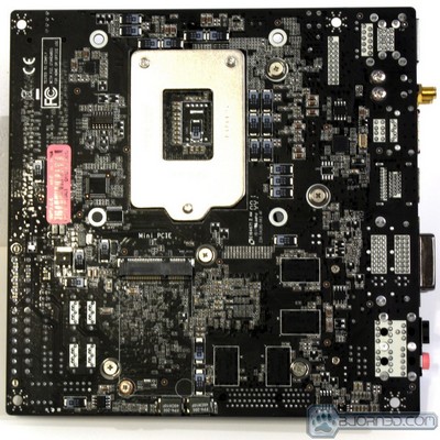 Zotac Z68 ITX WiFi Supreme - Bjorn3D.com