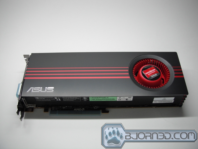 6ディスプレイ ASUS Radeon HD 6970 DirectCU II.-